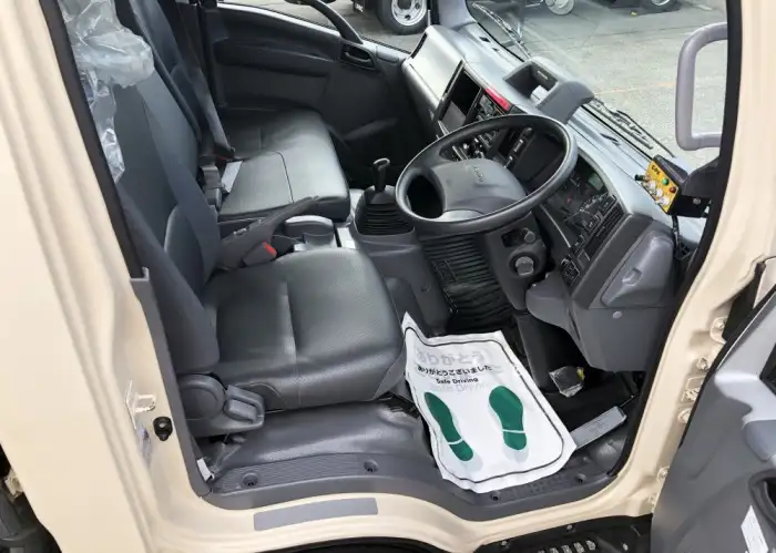 いすゞ エルフ 小型 パッカー車 プレス式 2PG-NPR88YNの中古トラック画像13