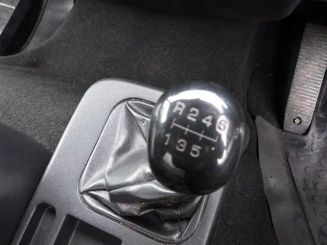 三菱 ファイター 中型/増トン ウイング パワーゲート ベッドの中古トラック画像12