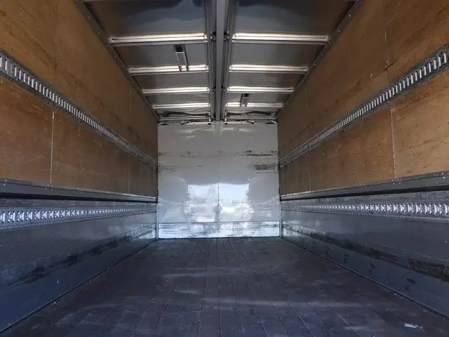 三菱 ファイター 中型/増トン ウイング パワーゲート ベッドの中古トラック画像4