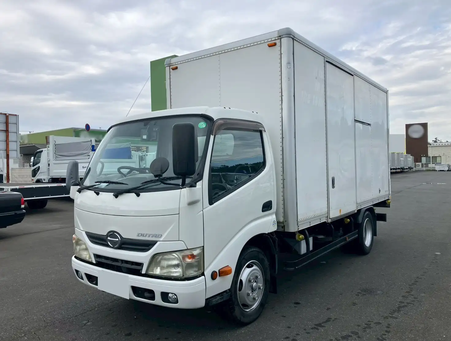 日野 デュトロ 小型 アルミバン パワーゲート サイドドア の中古トラック【車両No.201213】