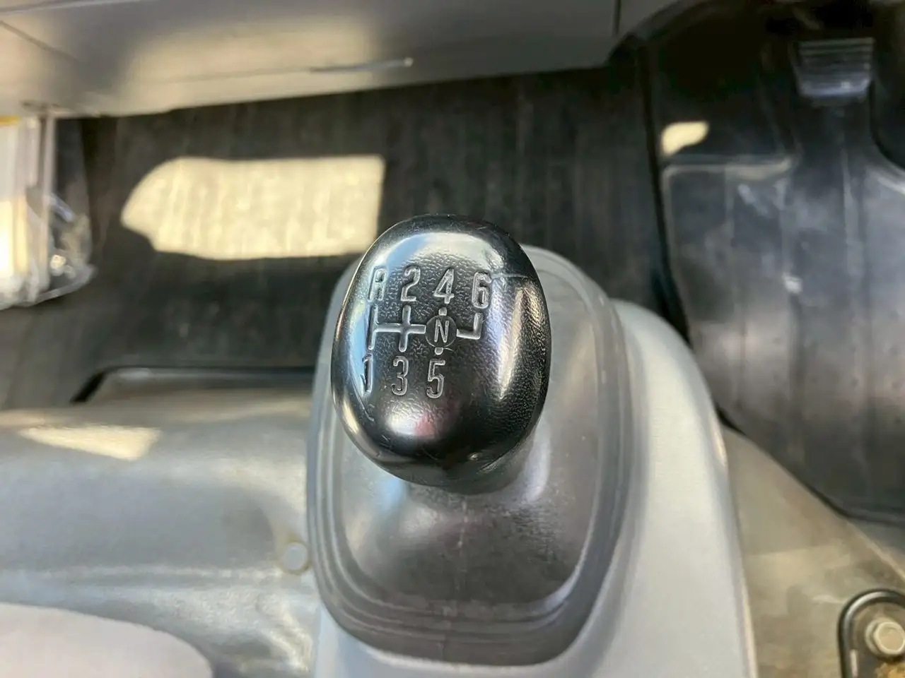 いすゞ エルフ 小型 クレーン付 床鉄板 4段の中古トラック画像14