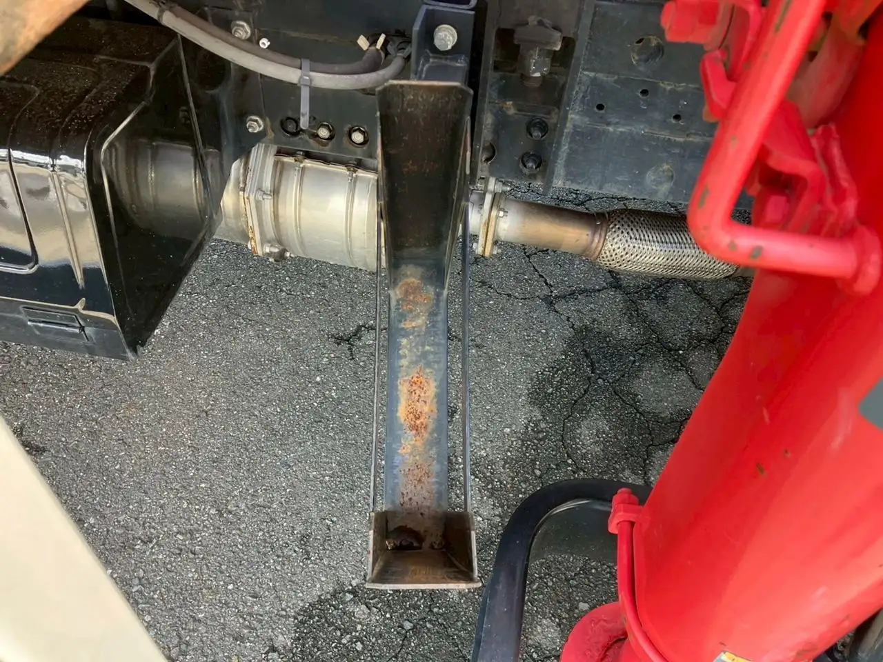 いすゞ エルフ 小型 クレーン付 床鉄板 4段の中古トラック画像16