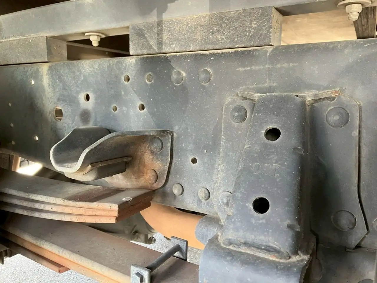 いすゞ エルフ 小型 クレーン付 床鉄板 4段の中古トラック画像19