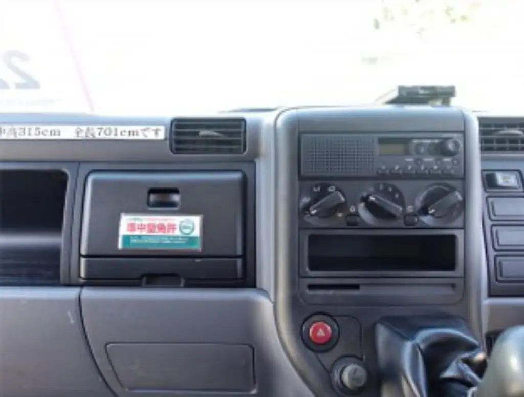 三菱 キャンター 小型 ウイング PDG-FE82D H20の中古トラック画像13