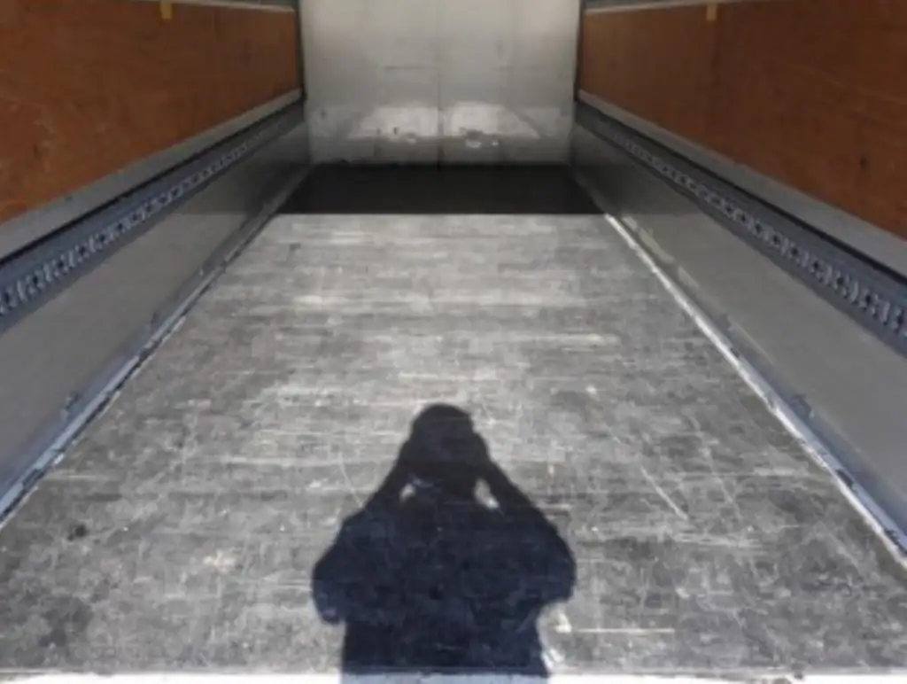 三菱 キャンター 小型 ウイング PDG-FE82D H20の中古トラック画像8