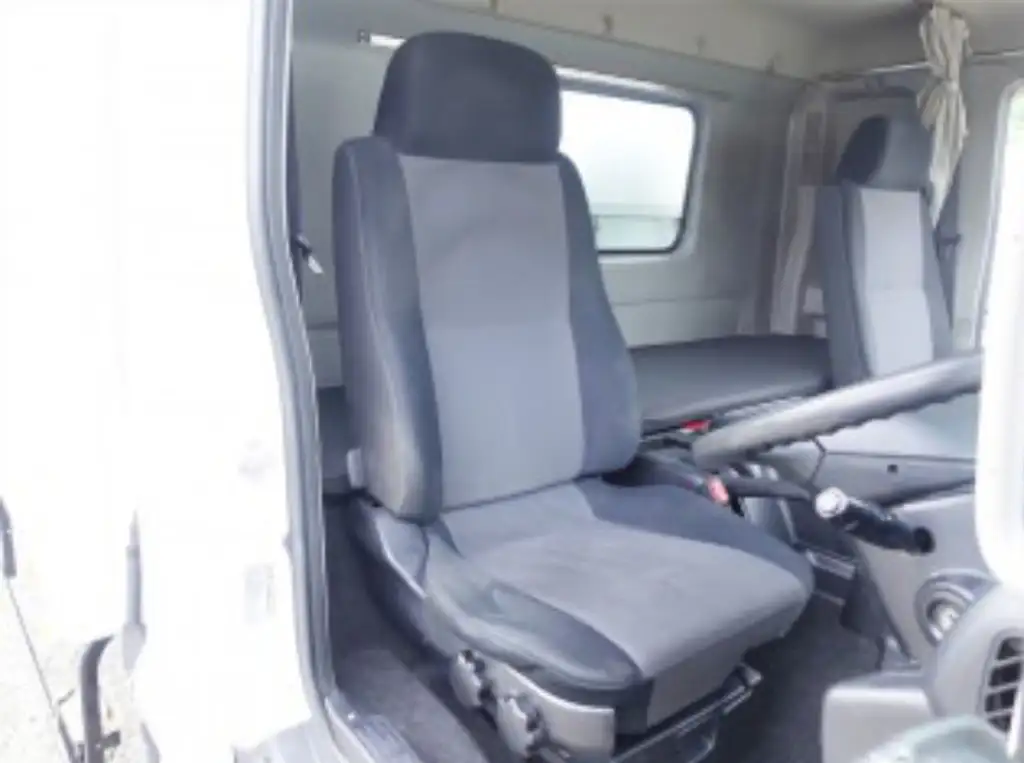 日野 レンジャー 中型/増トン 冷凍冷蔵 低温 パワーゲートの中古トラック画像10