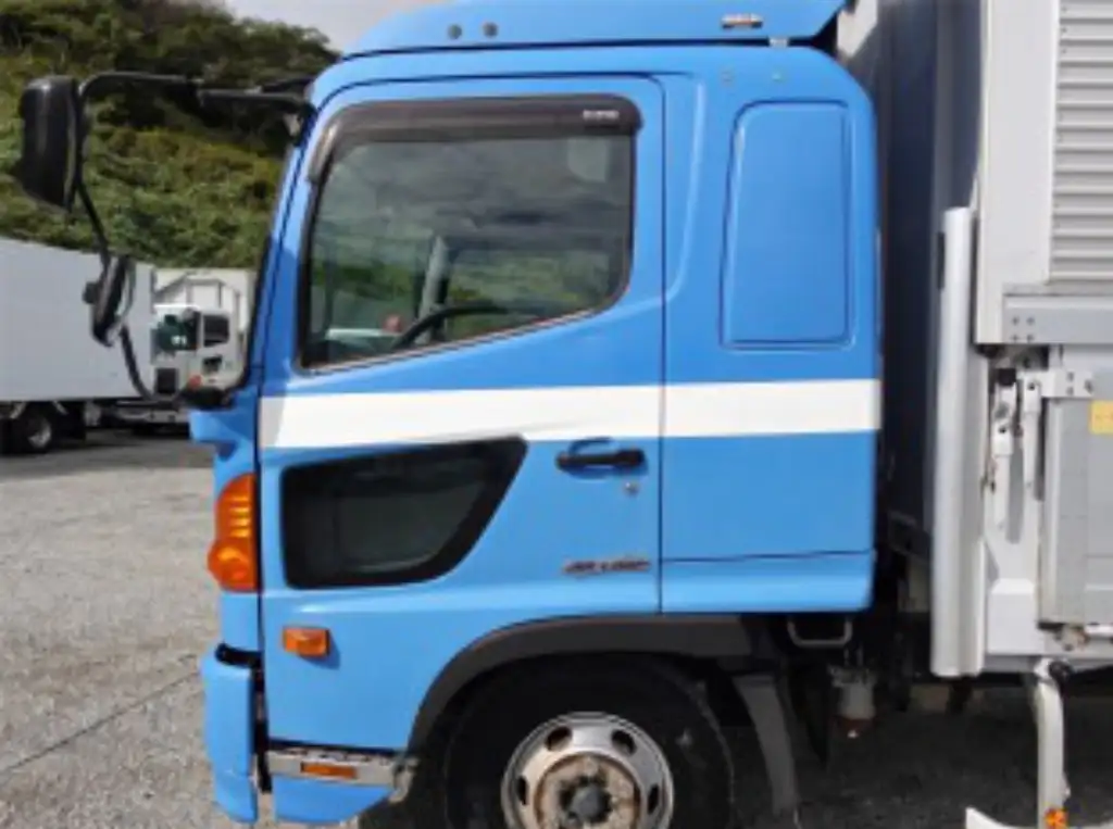 日野 レンジャー 中型/増トン ウイング ベッド TKG-FD9JLAAの中古トラック画像9