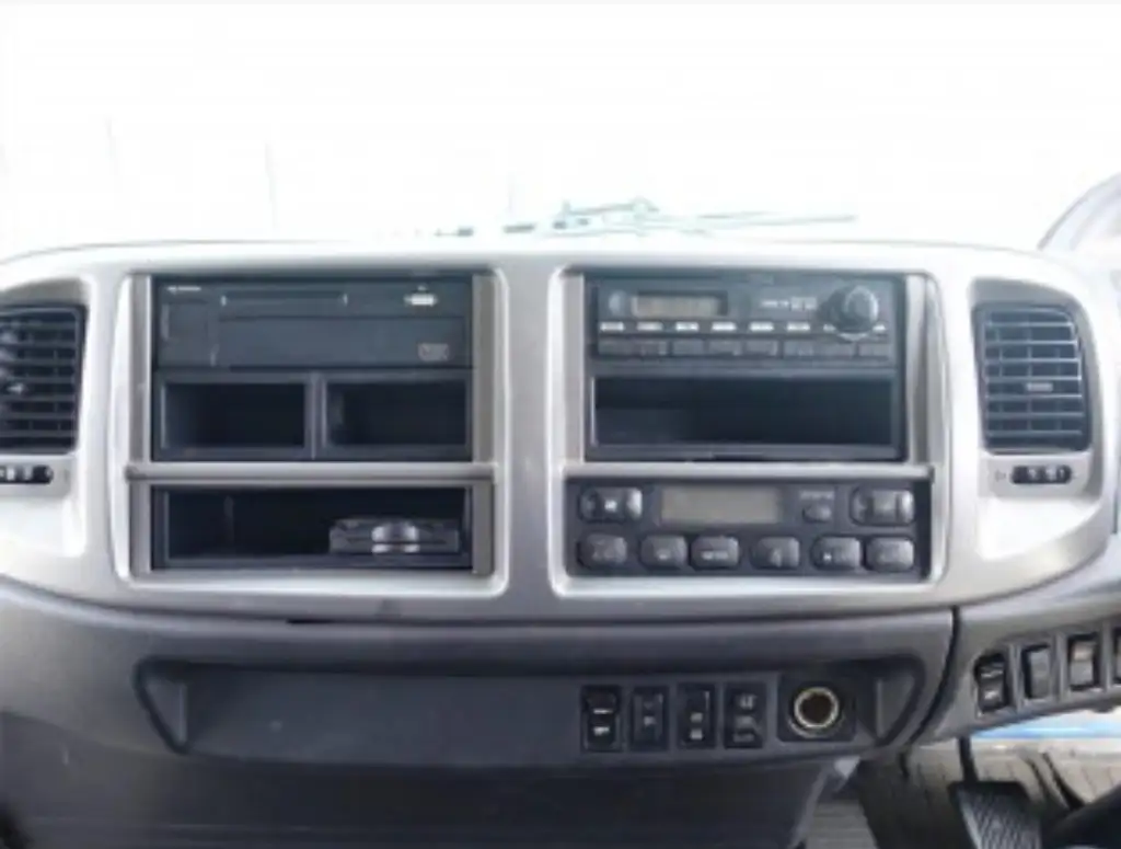 日野 レンジャー 中型/増トン ウイング ベッド TKG-FD9JLAAの中古トラック画像12