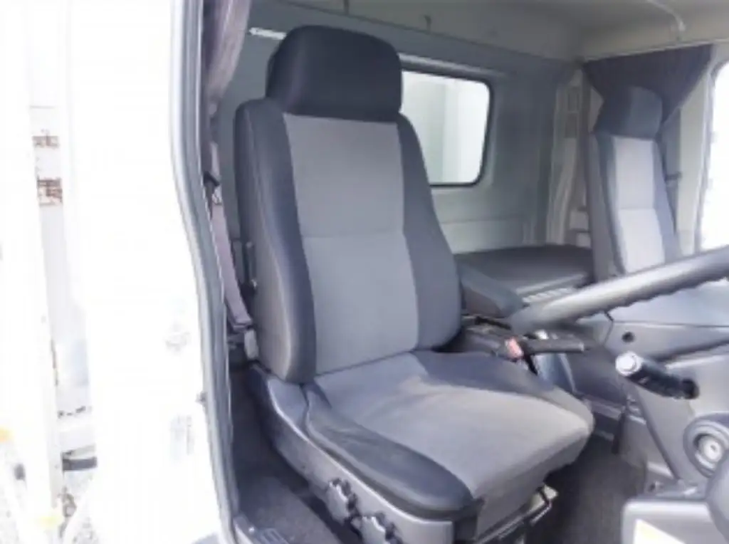 日野 レンジャー 中型/増トン ウイング パワーゲート 床鉄板の中古トラック画像10