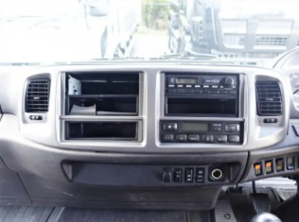 日野 レンジャー 中型/増トン ウイング パワーゲート 床鉄板の中古トラック画像12