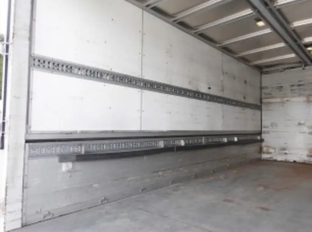 日野 レンジャー 中型/増トン ウイング パワーゲート 床鉄板の中古トラック画像7