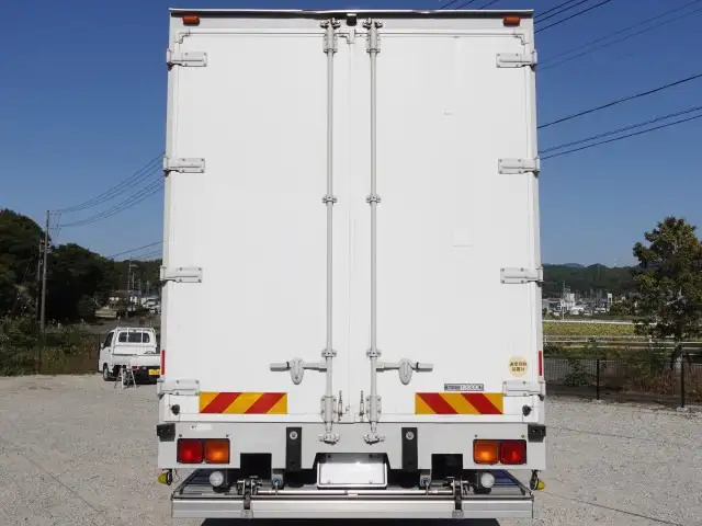 日産UD クオン 大型 ウイング パワーゲート エアサスの中古トラック画像4