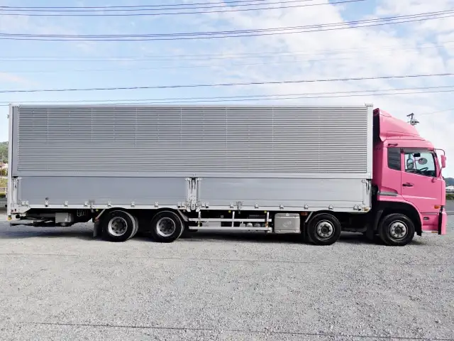 日産UD クオン 大型 ウイング パワーゲート エアサスの中古トラック画像3