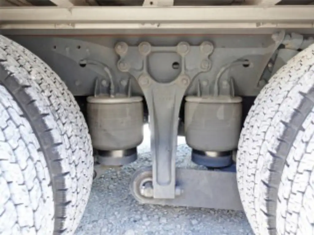 日産UD クオン 大型 ウイング パワーゲート エアサスの中古トラック画像18