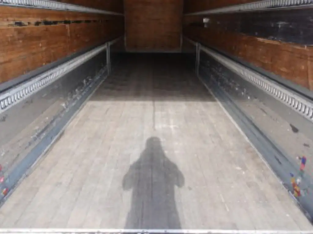 日野 プロフィア 大型 ウイング パワーゲート エアサスの中古トラック画像7