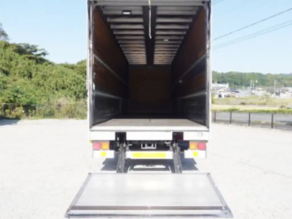 日野 プロフィア 大型 ウイング パワーゲート エアサスの中古トラック画像6