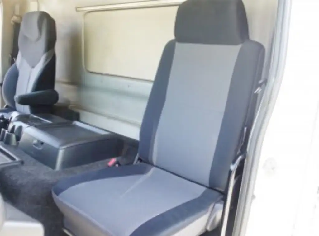 日野 プロフィア 大型 ウイング パワーゲート エアサスの中古トラック画像10