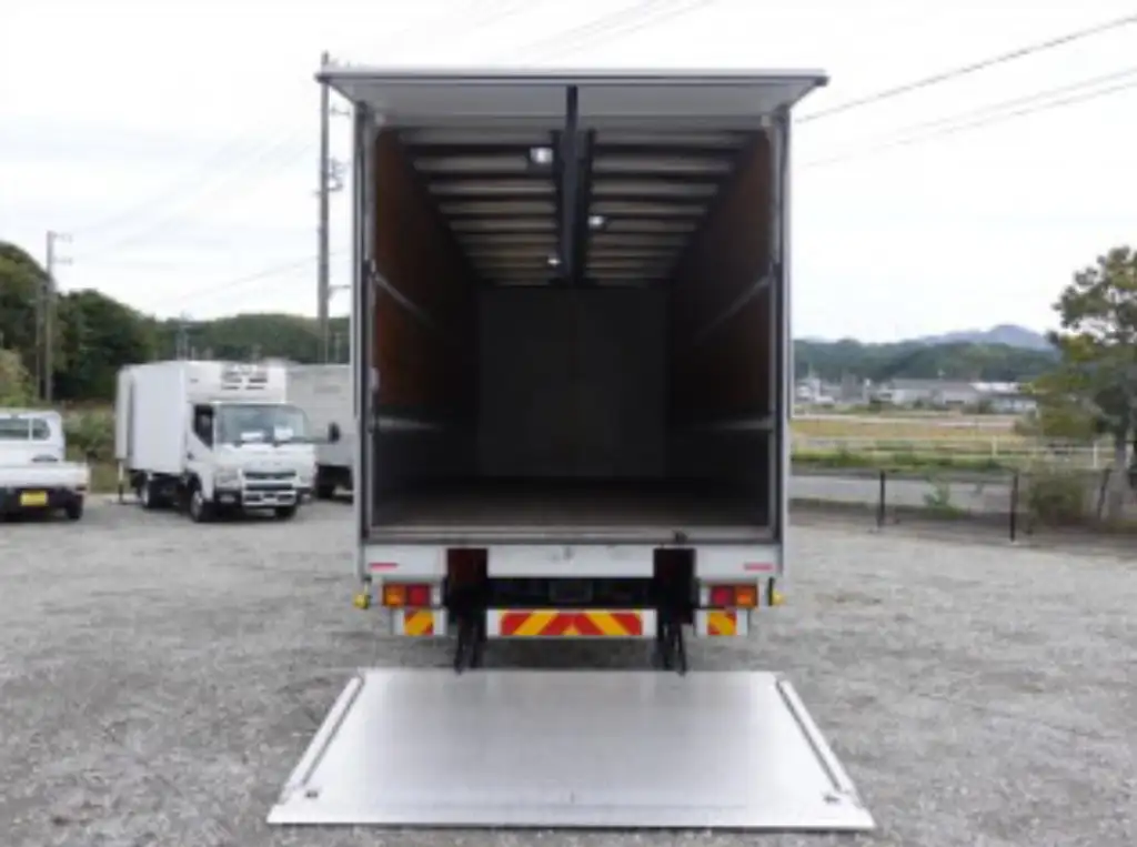 三菱 ファイター 中型/増トン ウイング パワーゲート エアサスの中古トラック画像6