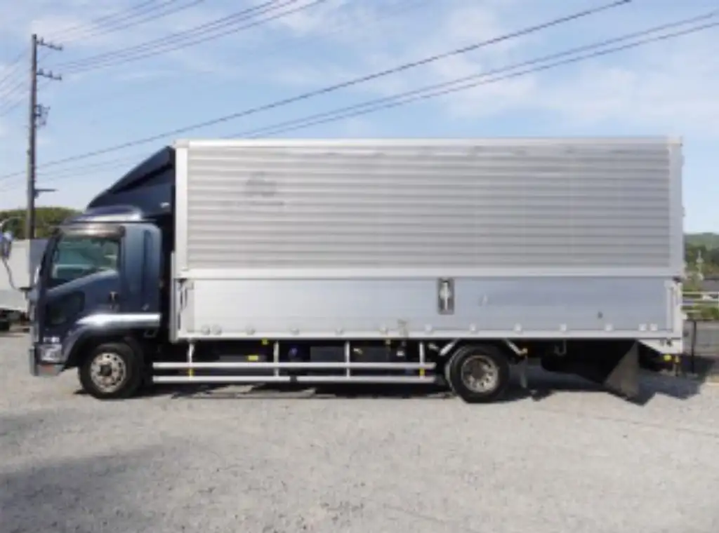 いすゞ フォワード 中型/増トン ウイング エアサス ベッドの中古トラック画像5