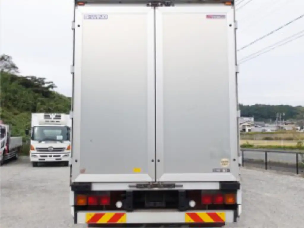 三菱 スーパーグレート 大型 ウイング エアサス ベッドの中古トラック画像4