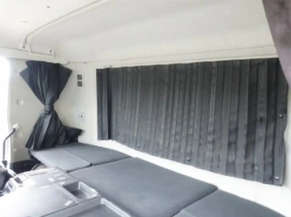 三菱 スーパーグレート 大型 ウイング エアサス ベッドの中古トラック画像14