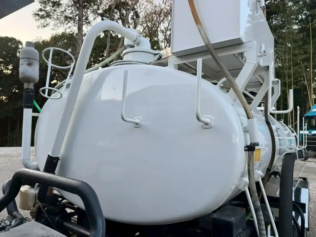 いすゞ エルフ 小型 タンク車 バキューム SKG-NPR85YNの中古トラック画像9