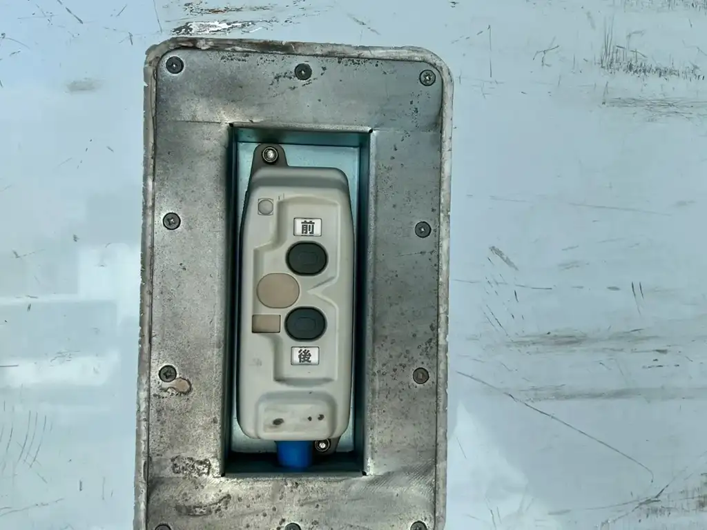 いすゞ エルフ 小型 冷凍冷蔵 保冷 2室の中古トラック画像11