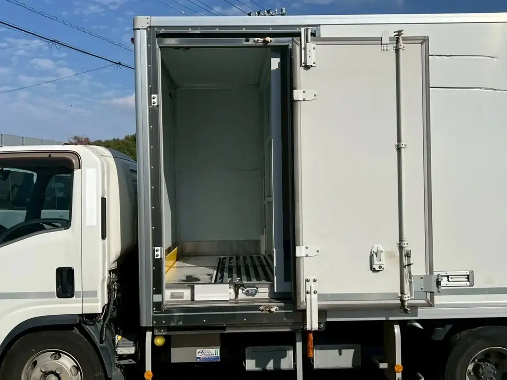 いすゞ エルフ 小型 冷凍冷蔵 保冷 2室の中古トラック画像5