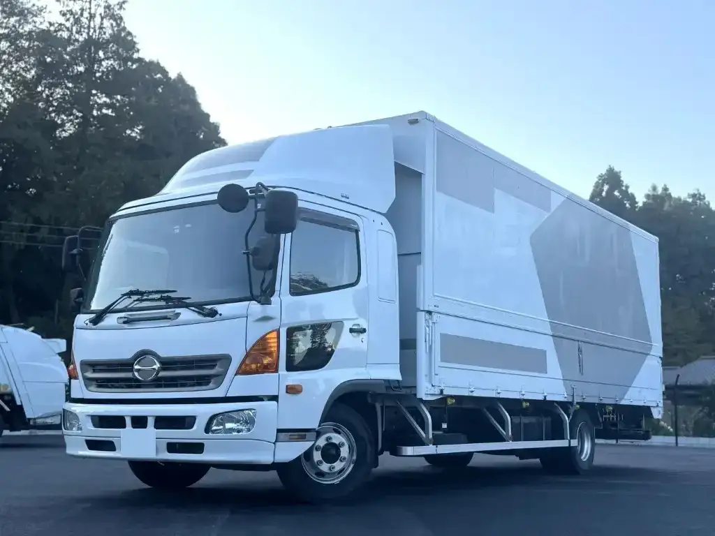 日野 レンジャー 中型/増トン ウイング エアサス ベッド の中古トラック【車両No.201182】