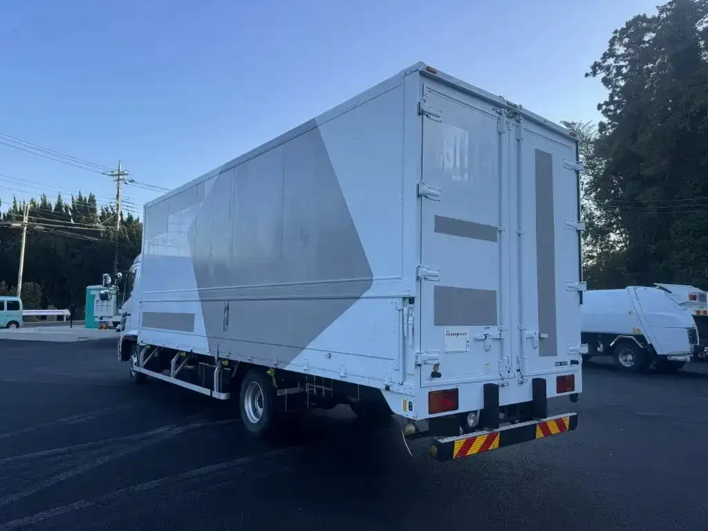 日野 レンジャー 中型/増トン ウイング エアサス ベッドの中古トラック画像4