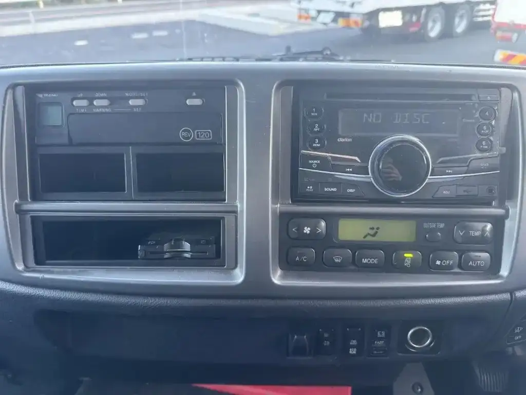 日野 レンジャー 中型/増トン ウイング エアサス ベッドの中古トラック画像14