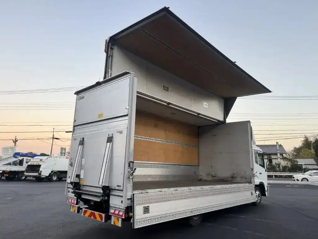 日産UD コンドル 中型/増トン ウイング パワーゲート エアサスの中古トラック画像6