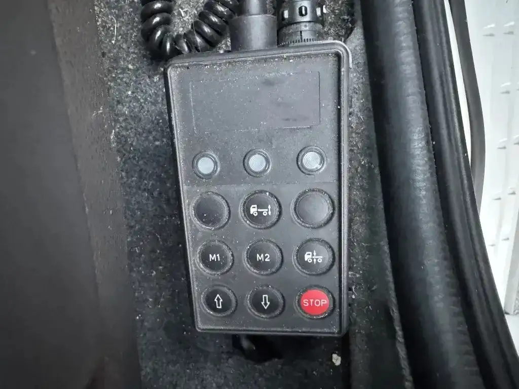 日産UD コンドル 中型/増トン ウイング パワーゲート エアサスの中古トラック画像15