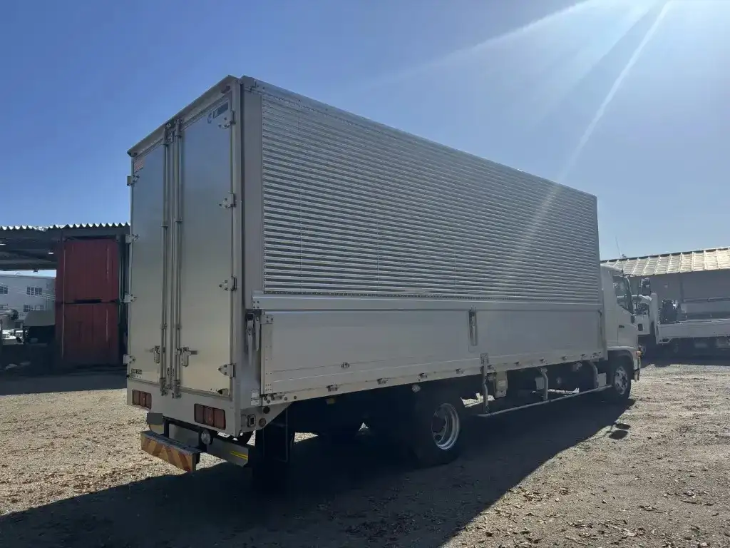 日野 レンジャー 中型/増トン ウイング ベッド TKG-FD9JLAAの中古トラック画像3