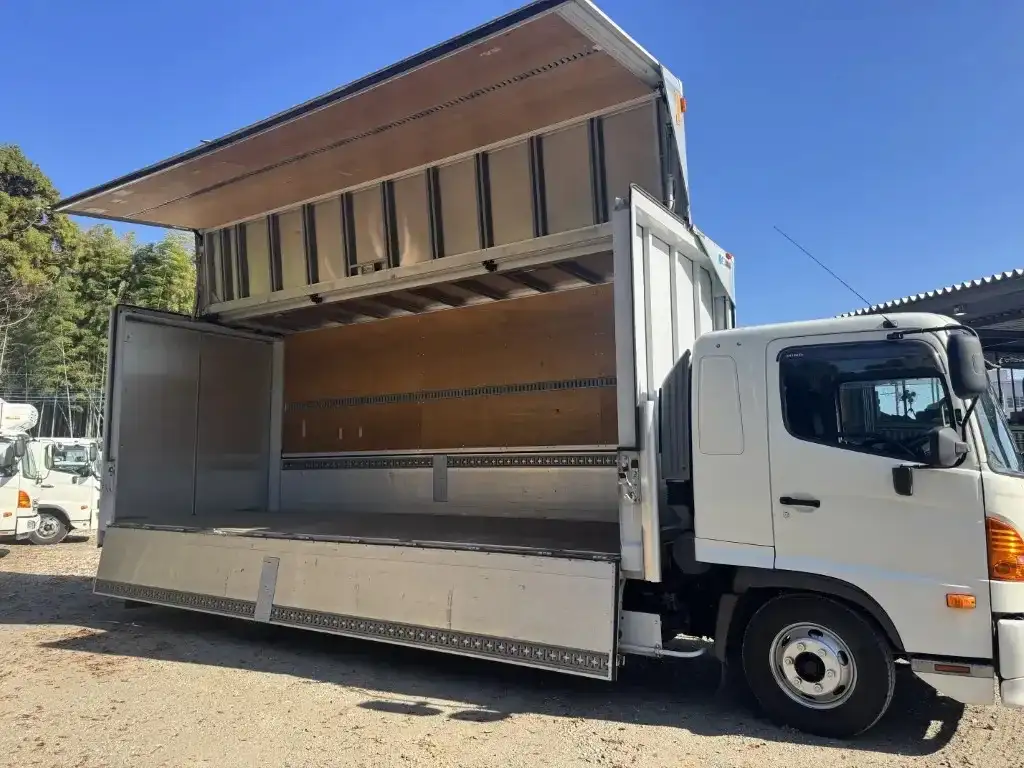 日野 レンジャー 中型/増トン ウイング ベッド TKG-FD9JLAAの中古トラック画像6