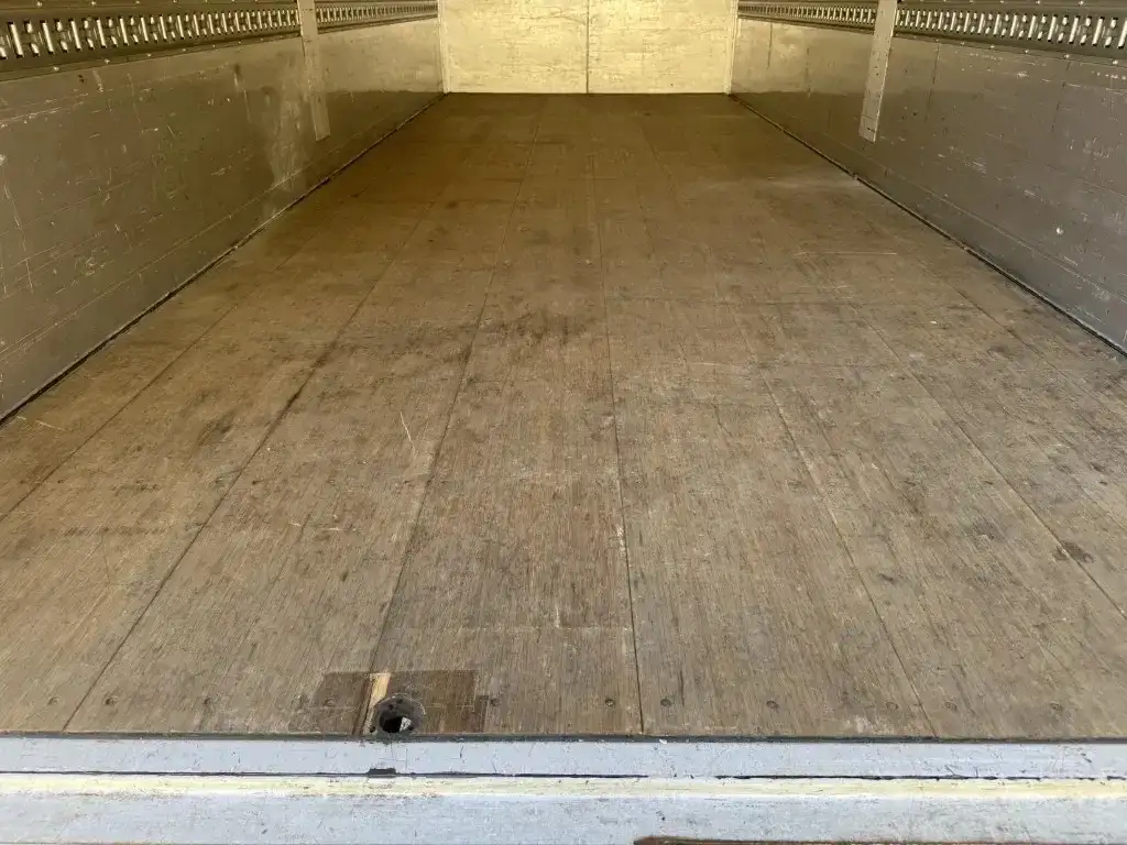 日野 レンジャー 中型/増トン ウイング ベッド TKG-FD9JLAAの中古トラック画像8