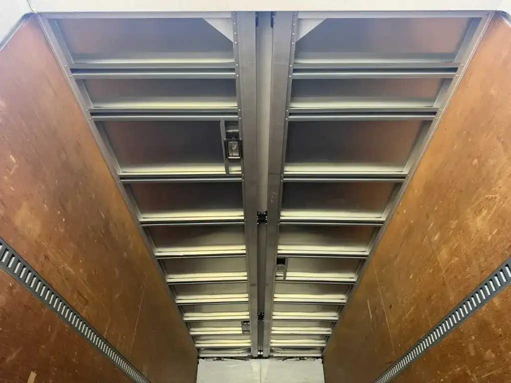 日野 レンジャー 中型/増トン ウイング ベッド TKG-FD9JLAAの中古トラック画像10