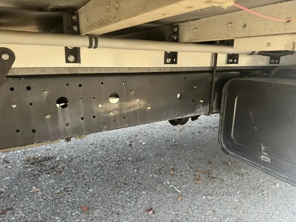 日野 レンジャー 中型/増トン ウイング ベッド TKG-FD9JLAAの中古トラック画像18