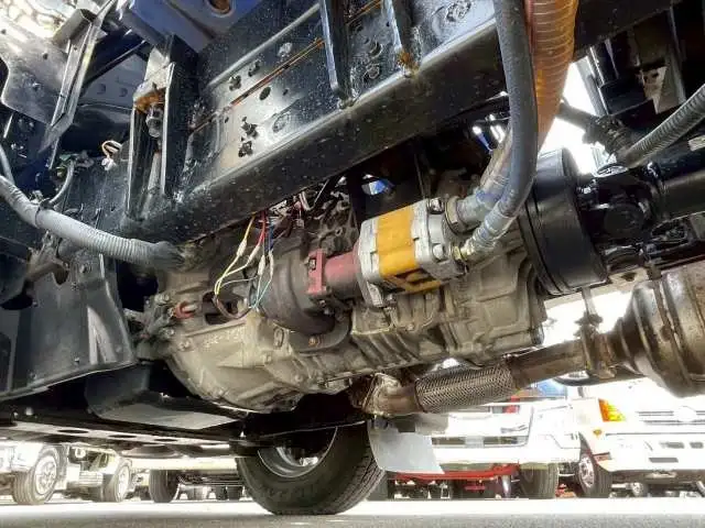 いすゞ エルフ 小型 クレーン付 4段 ラジコンの中古トラック画像16