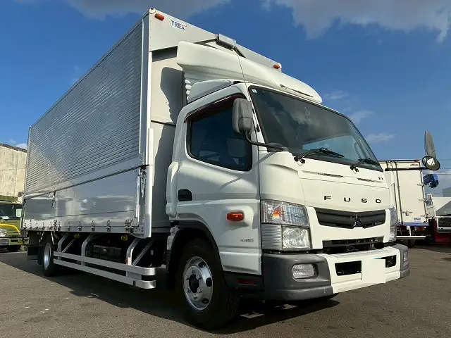 三菱 キャンター 小型 ウイング TKG-FED90 H28の中古トラック画像2
