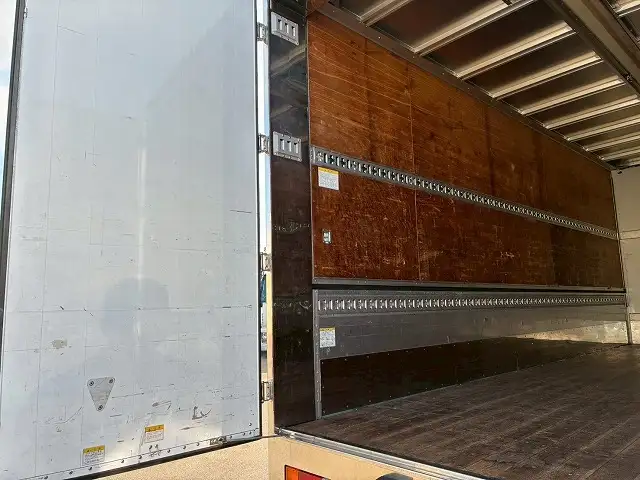 三菱 キャンター 小型 ウイング TKG-FED90 H28の中古トラック画像10