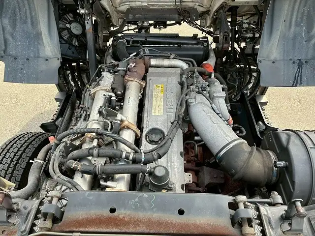 いすゞ ギガ 大型 トラクター ハイルーフ 1デフの中古トラック画像19