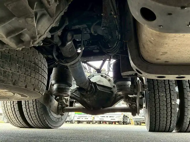 いすゞ ギガ 大型 トラクター ハイルーフ 1デフの中古トラック画像像17