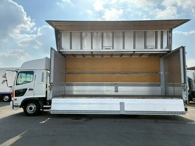 日野 レンジャー 中型/増トン ウイング エアサス ベッドの中古トラック画像7