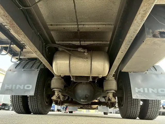 日野 レンジャー 中型/増トン ウイング エアサス ベッドの中古トラック画像18