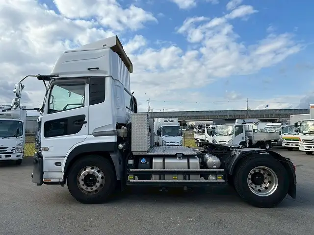 日産UD クオン 大型 トラクター ハイルーフ 1デフの中古トラック画像6