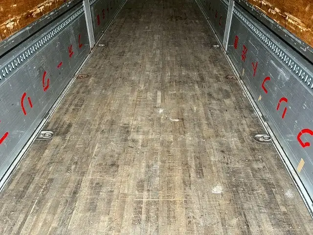 日野 プロフィア 大型 ウイング ハイルーフ エアサスの中古トラック画像10