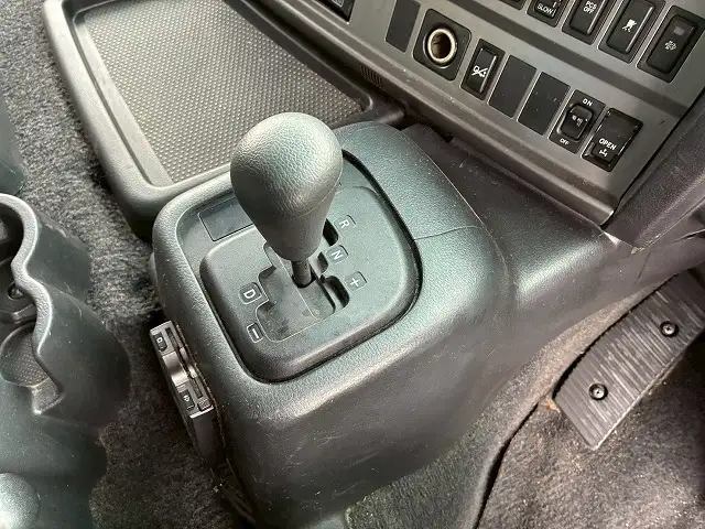 日野 プロフィア 大型 ウイング ハイルーフ エアサスの中古トラック画像15