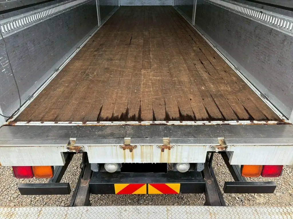 日野 プロフィア 大型 ウイング パワーゲート ハイルーフの中古トラック画像7