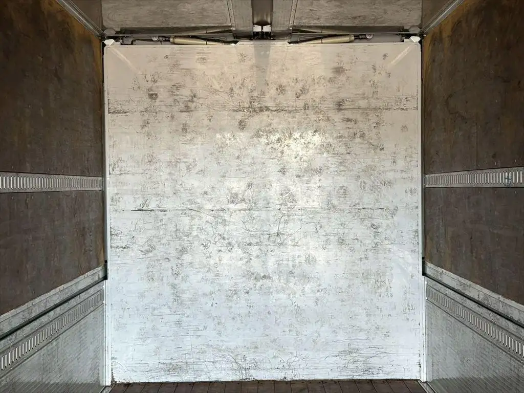 日野 プロフィア 大型 ウイング パワーゲート ハイルーフの中古トラック画像6